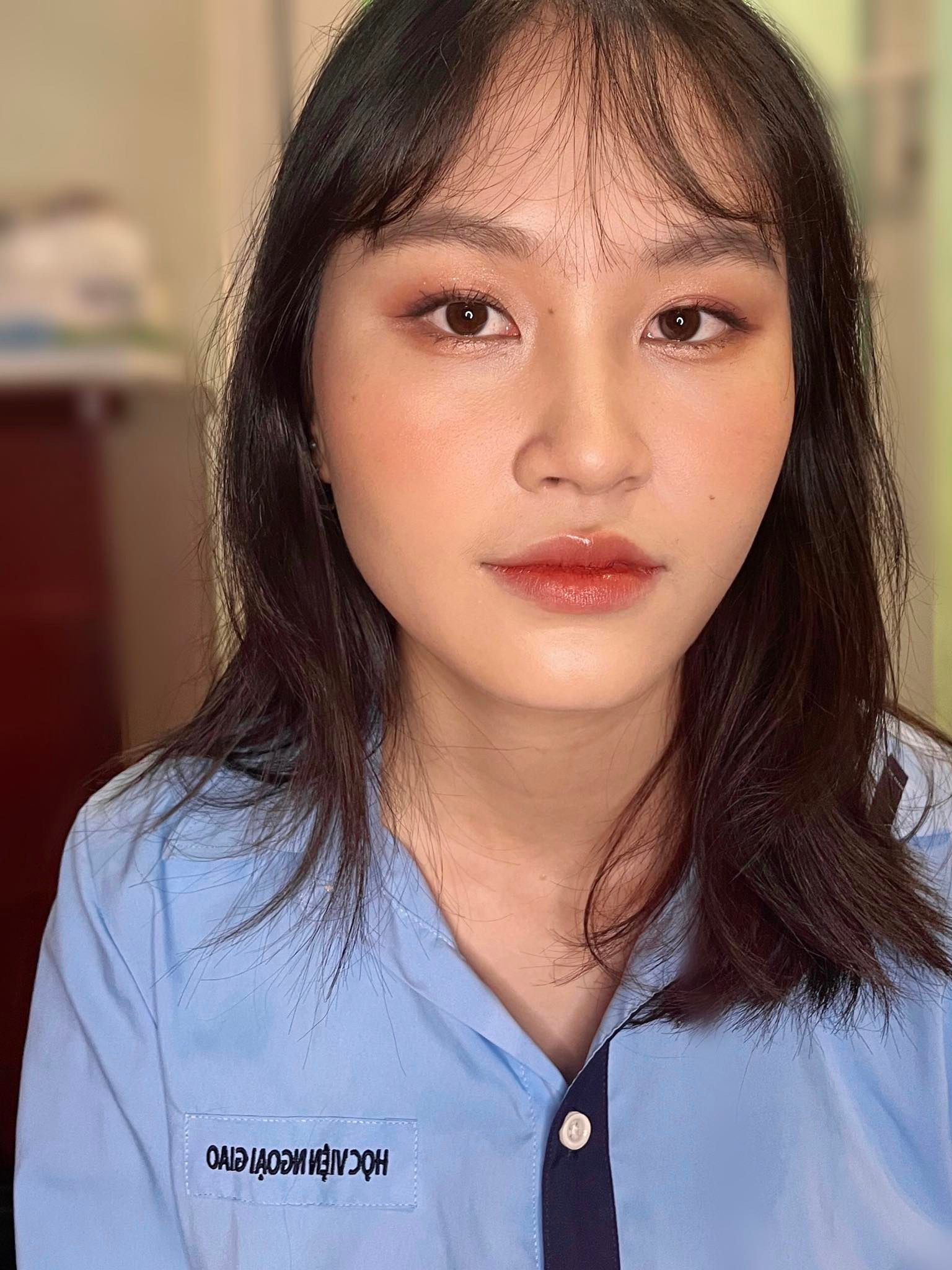 Huyền Lê Thị Khánh